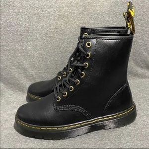 Dr. Marten Zavala boots size 8 Women